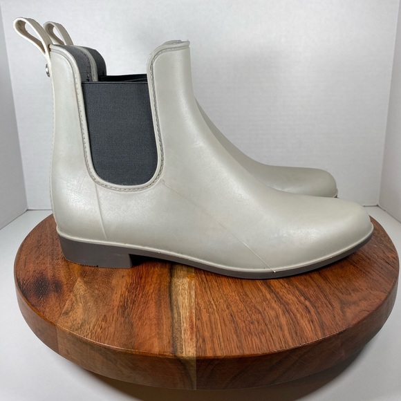 Sam Edelman Tinsley Rain Boot - Picture 5 of 9